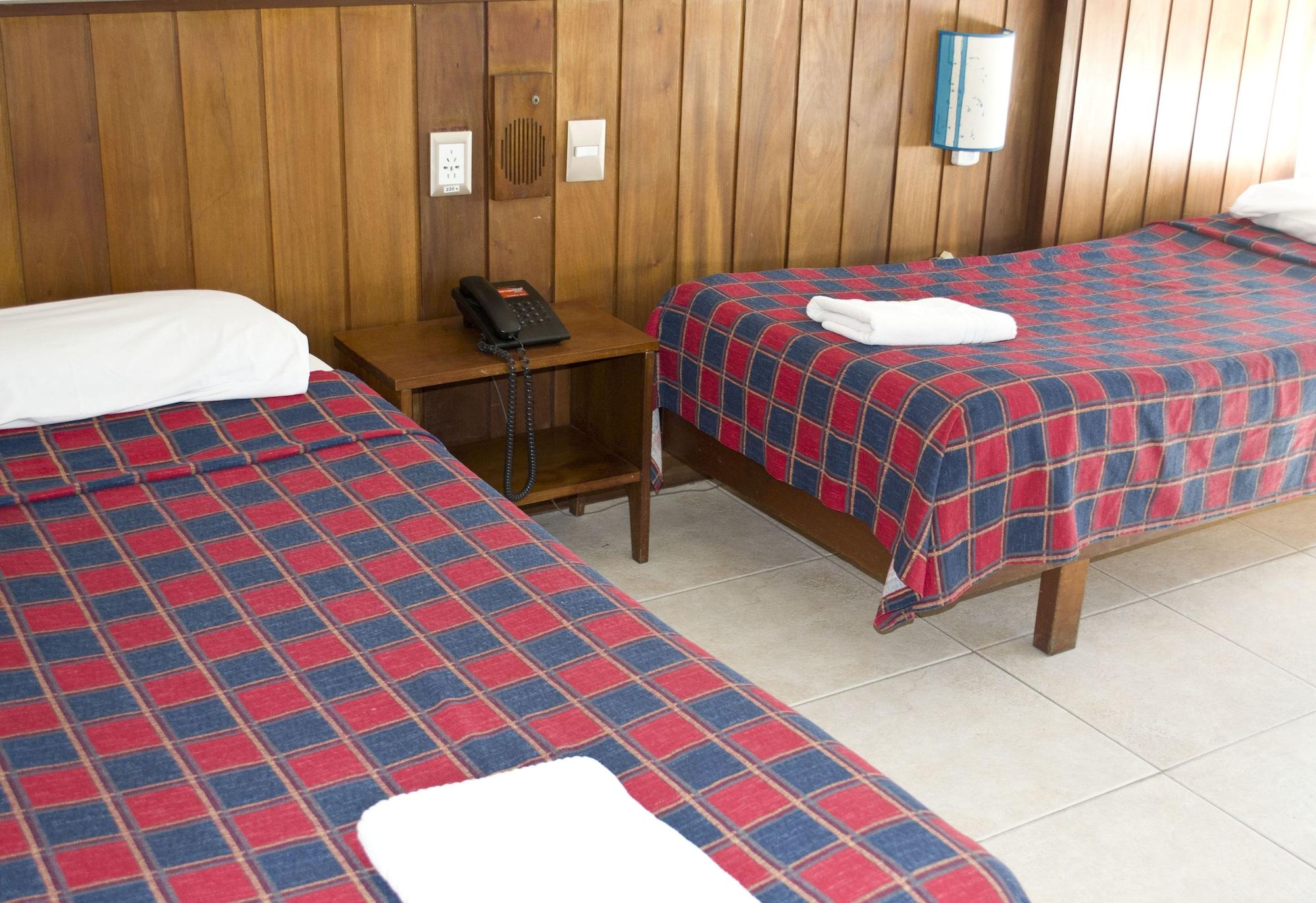 Marcopolo Inn Hostel Bariloche (Adults Only) Экстерьер фото