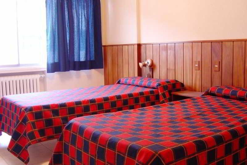 Marcopolo Inn Hostel Bariloche (Adults Only) Экстерьер фото