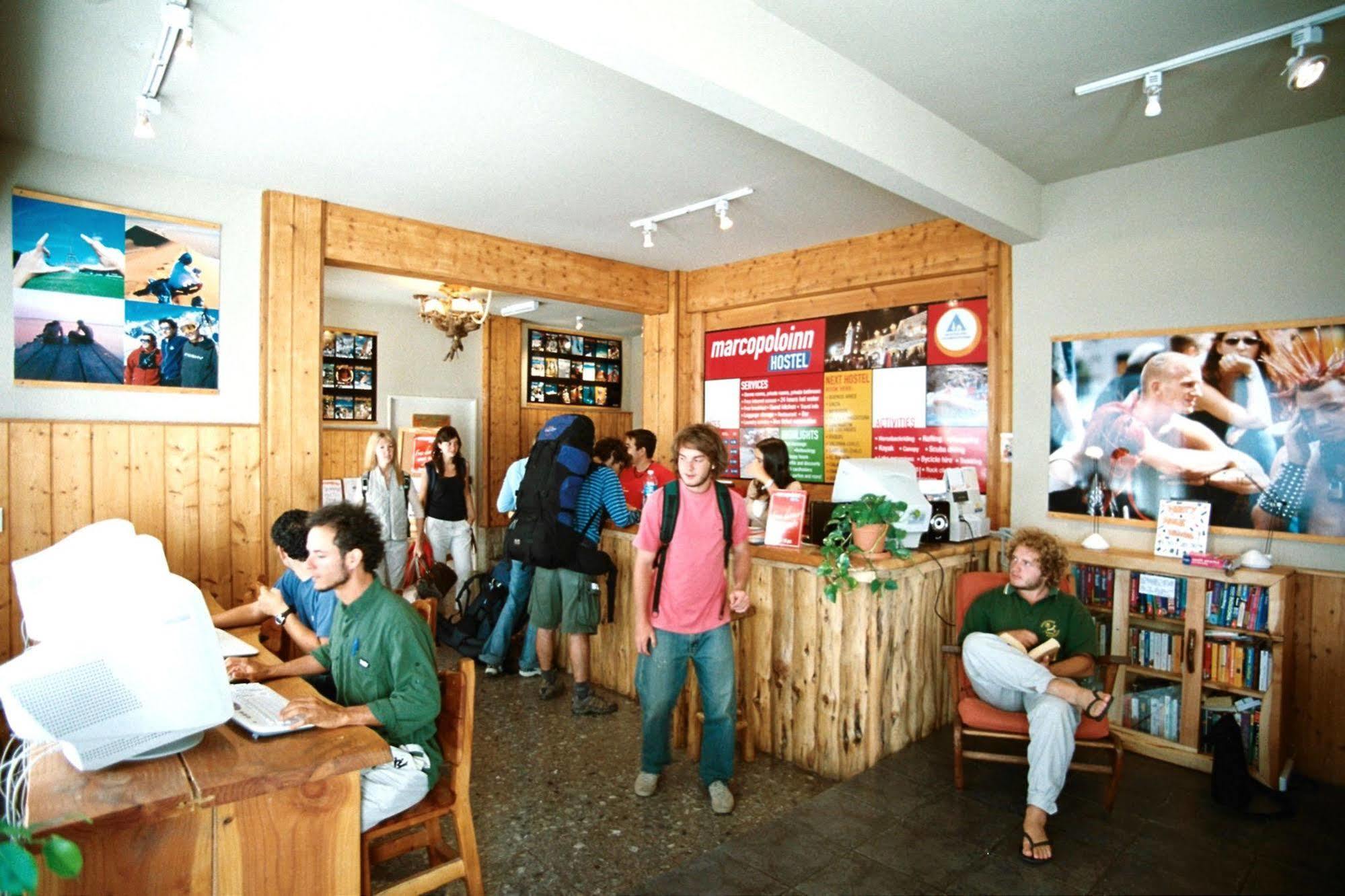 Marcopolo Inn Hostel Bariloche (Adults Only) Экстерьер фото