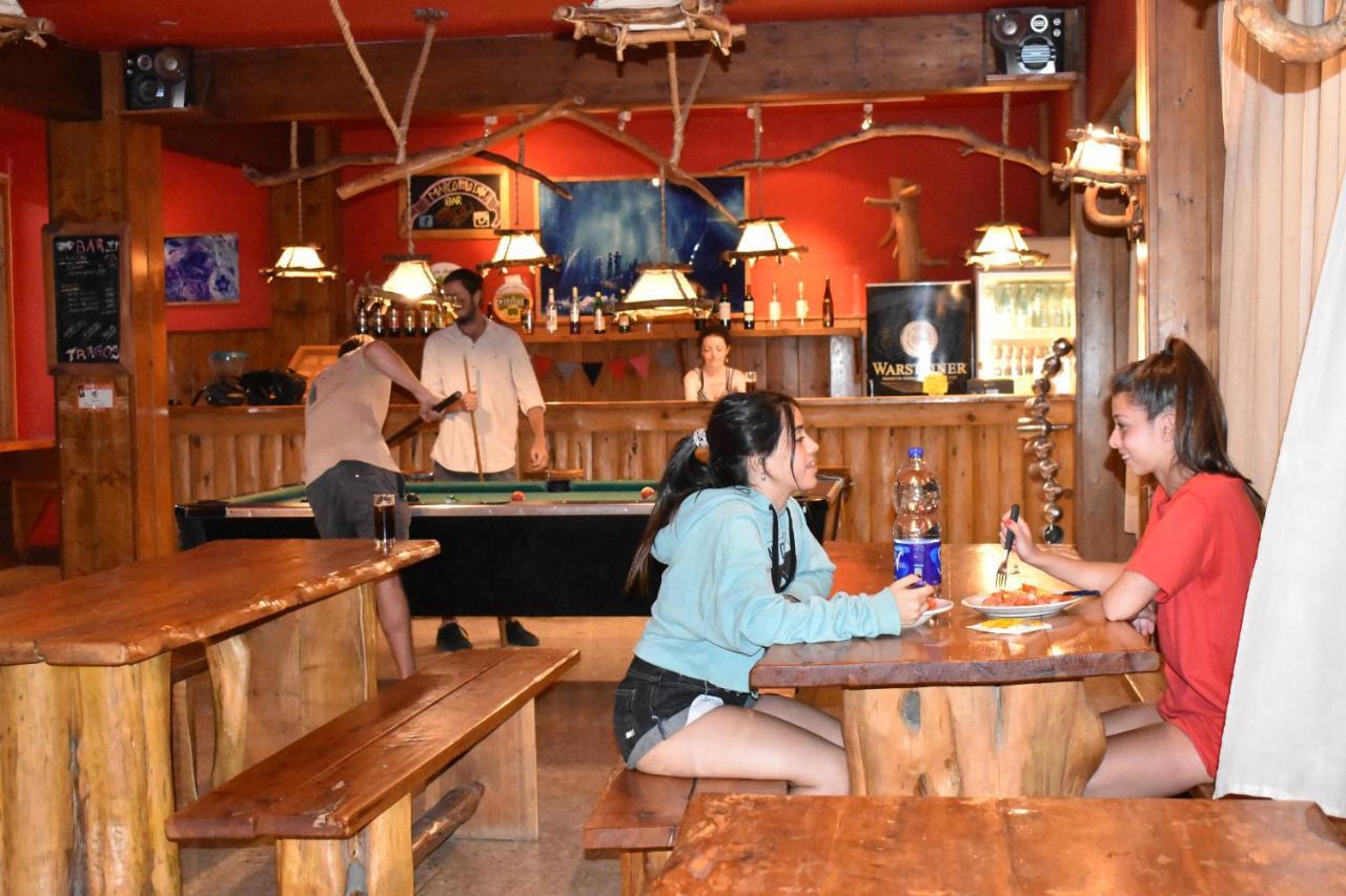 Marcopolo Inn Hostel Bariloche (Adults Only) Экстерьер фото